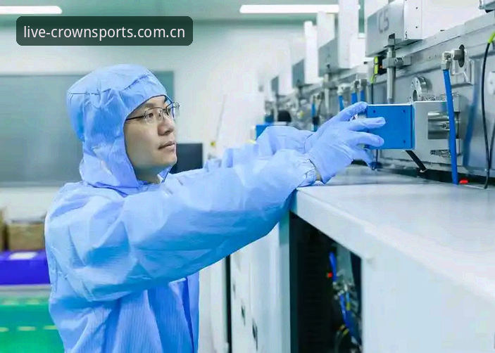 皇冠体育APP最新版 行业观察者深度体验:皇冠体育APP最新版使用心得与趋势分析